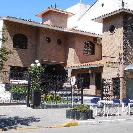 La Posada Alta Gracia Exterior photo